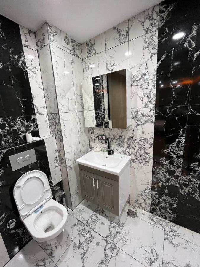 Kadikoey Viva Hotel & Suites Istanboel Buitenkant foto