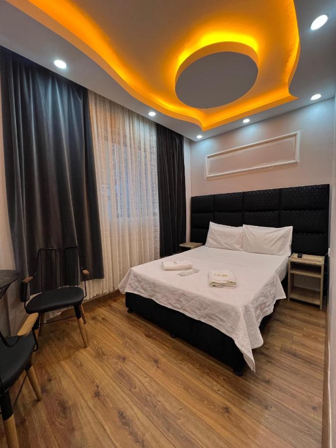 Kadikoey Viva Hotel & Suites Istanboel Buitenkant foto