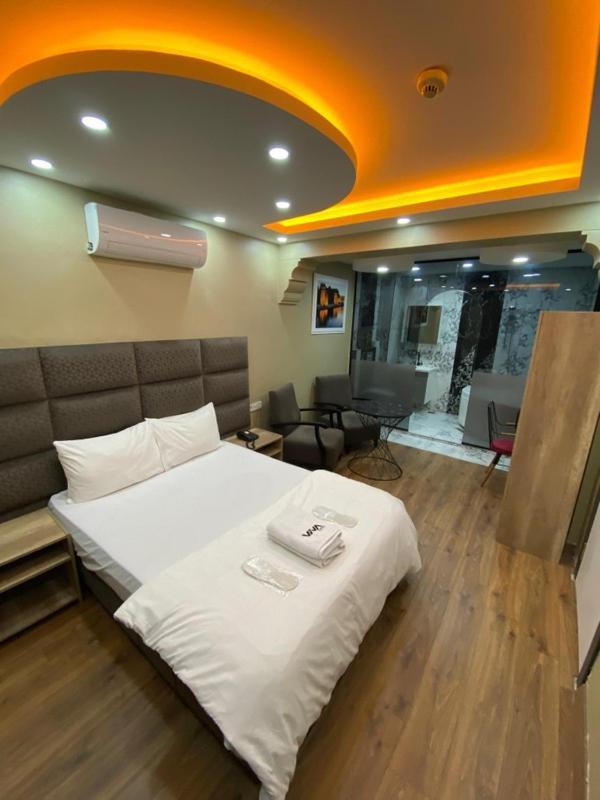 Kadikoey Viva Hotel & Suites Istanboel Buitenkant foto